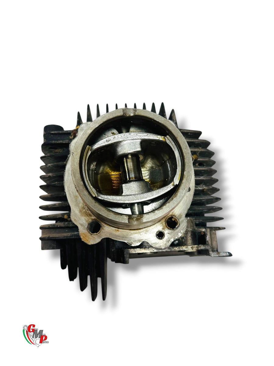 Horizontal Cylinder Piston Group - Ducati
