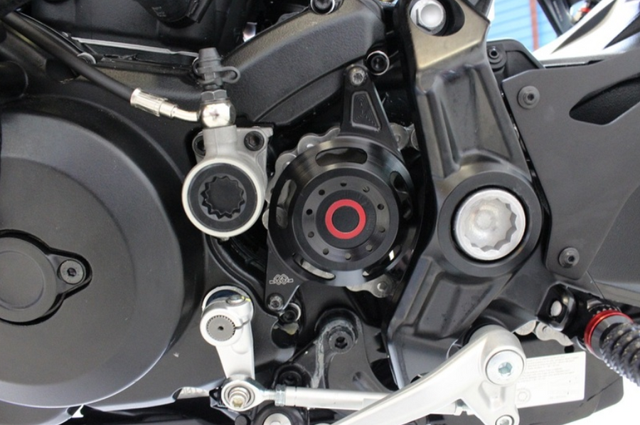 New aluminium racing sprocket cover - Ducati