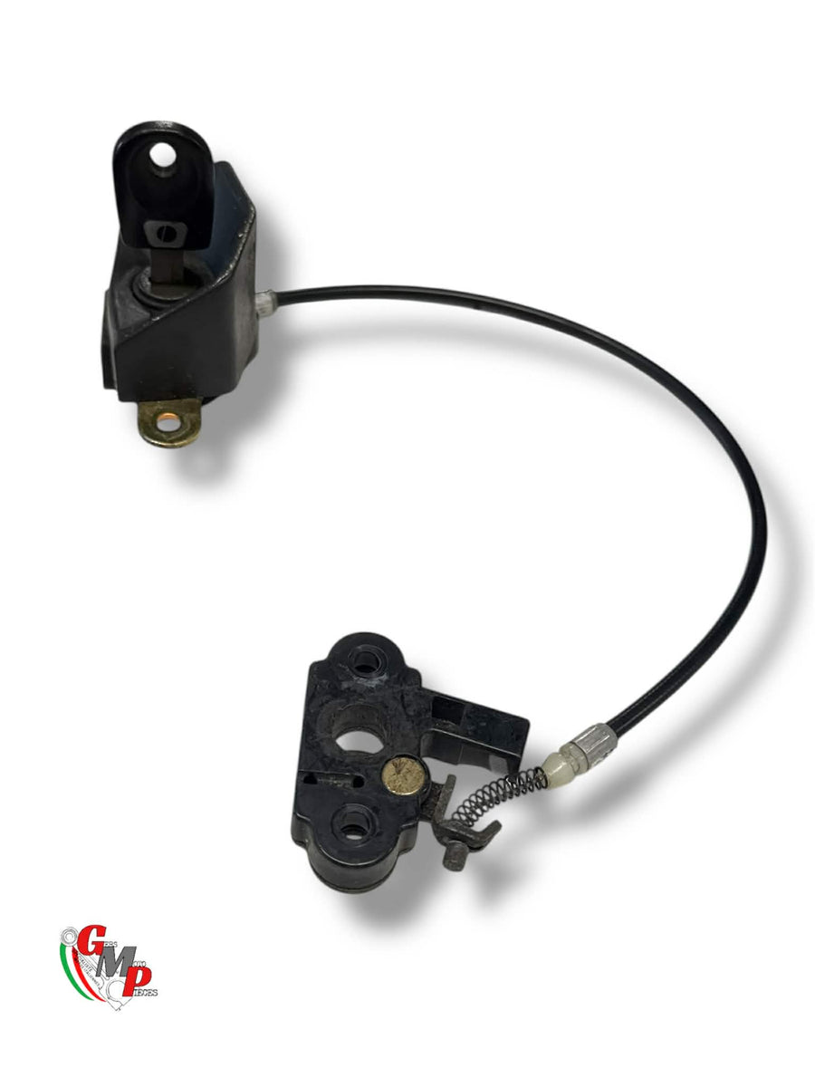 Passenger seat lock - Ducati