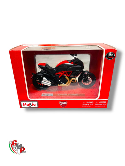 Maisto Ducati Diavel 1200 Miniature NEW
