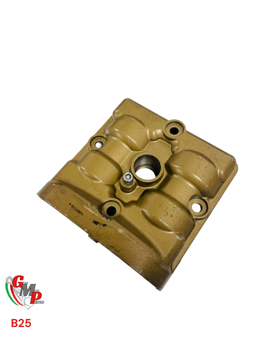 Vertical magnesium cylinder head cover - Ducati