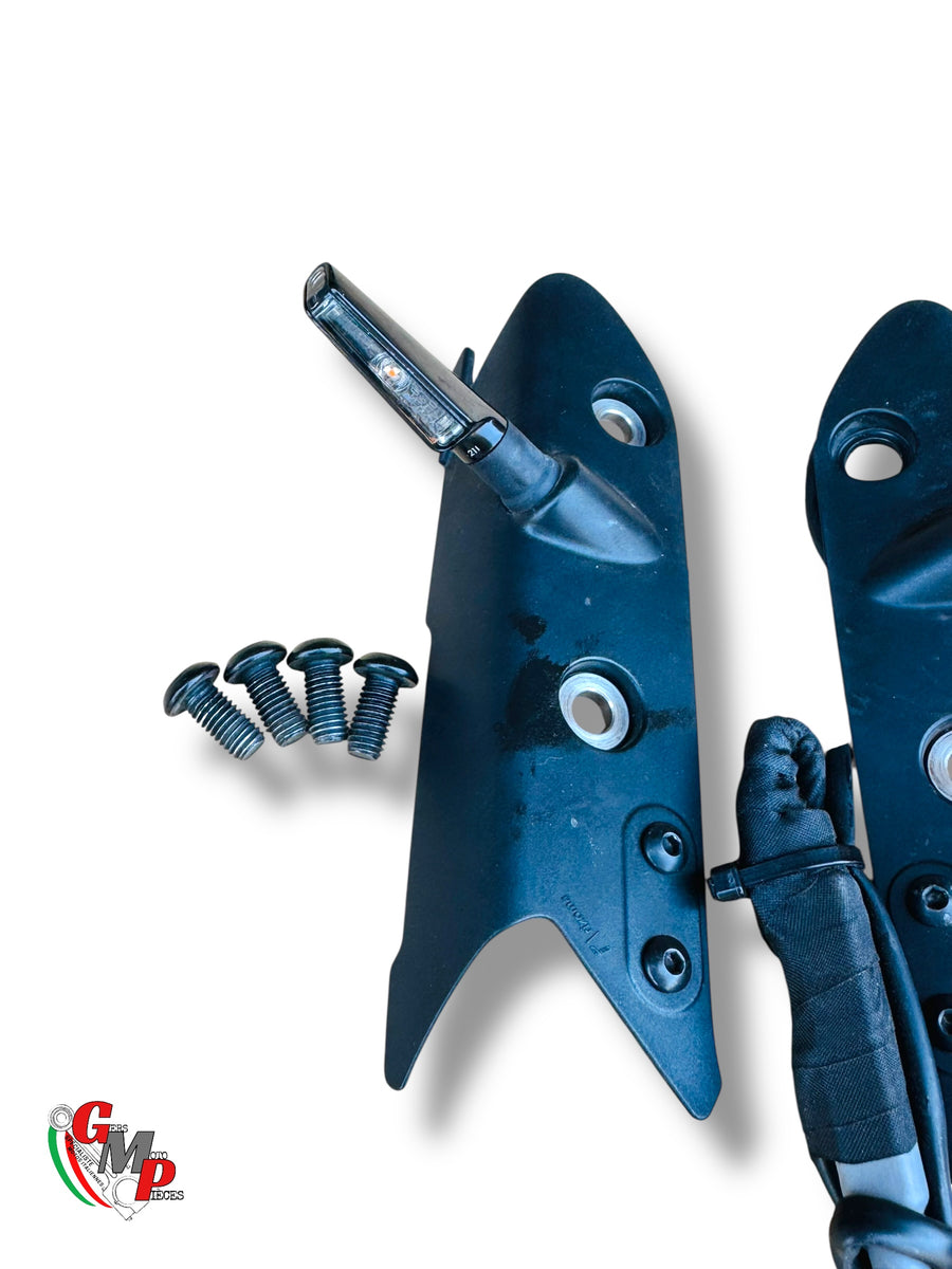 Pair of right and left indicator brackets - Ducati