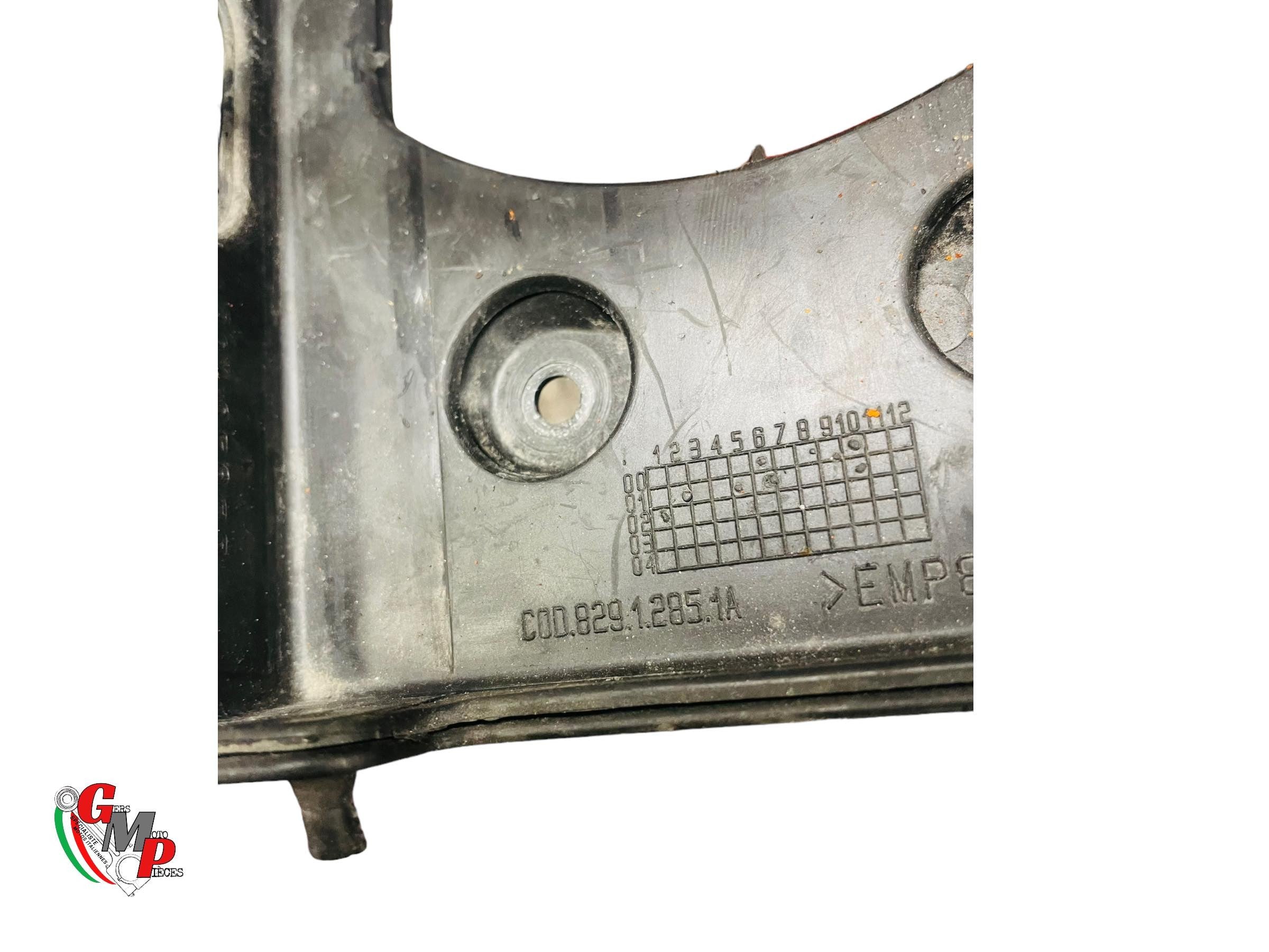 Battery holder - Ducati Monster 400 620 750 800 900 S2R1000 S2R 800 S4 S4R final horn