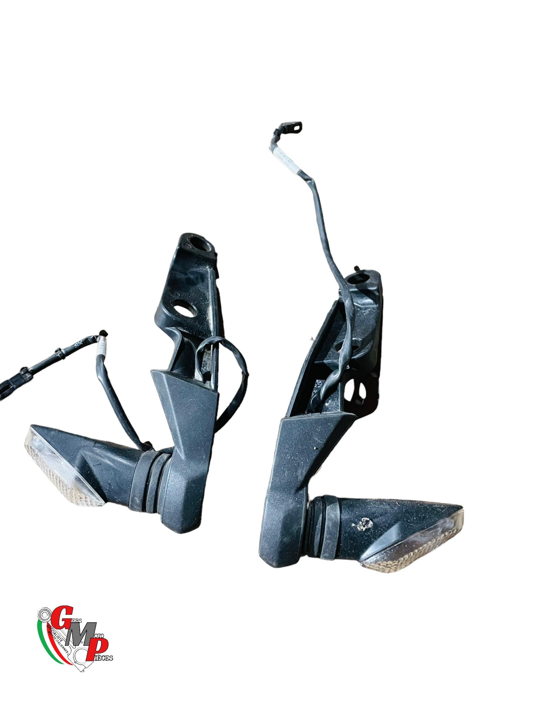 Front Right/Rear Left Indicator - Ducati