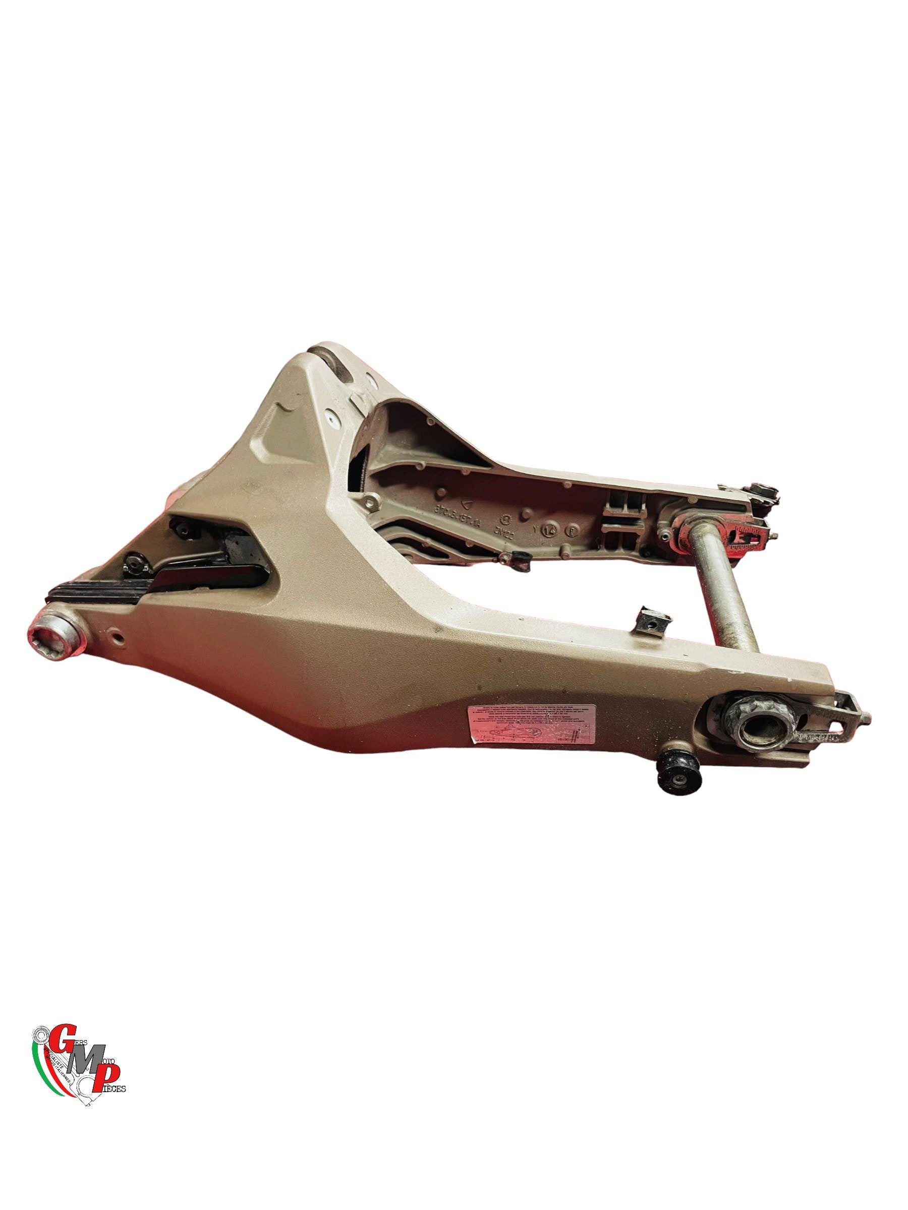 Swingarm with Wheel Axle - Ducati Monster 821 final horn