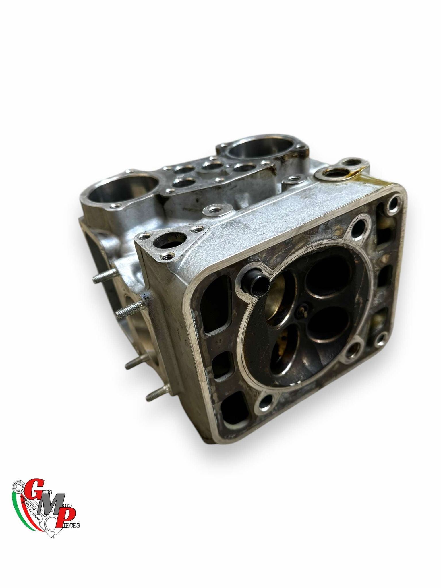 Horizontal Empty Cylinder Head - Ducati Monster S4R 996 final cor
