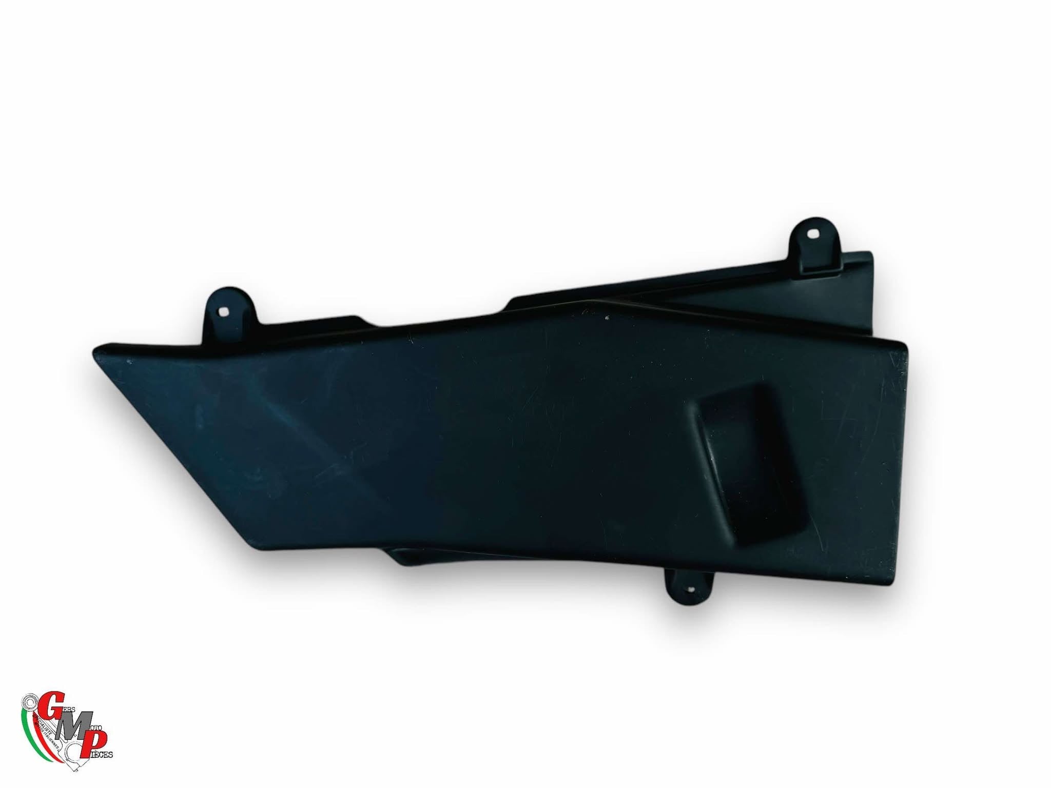 Right Air Conveyor Plastic Cover NEW - Ducati Supersport 620 750 800 900 1000 final horn