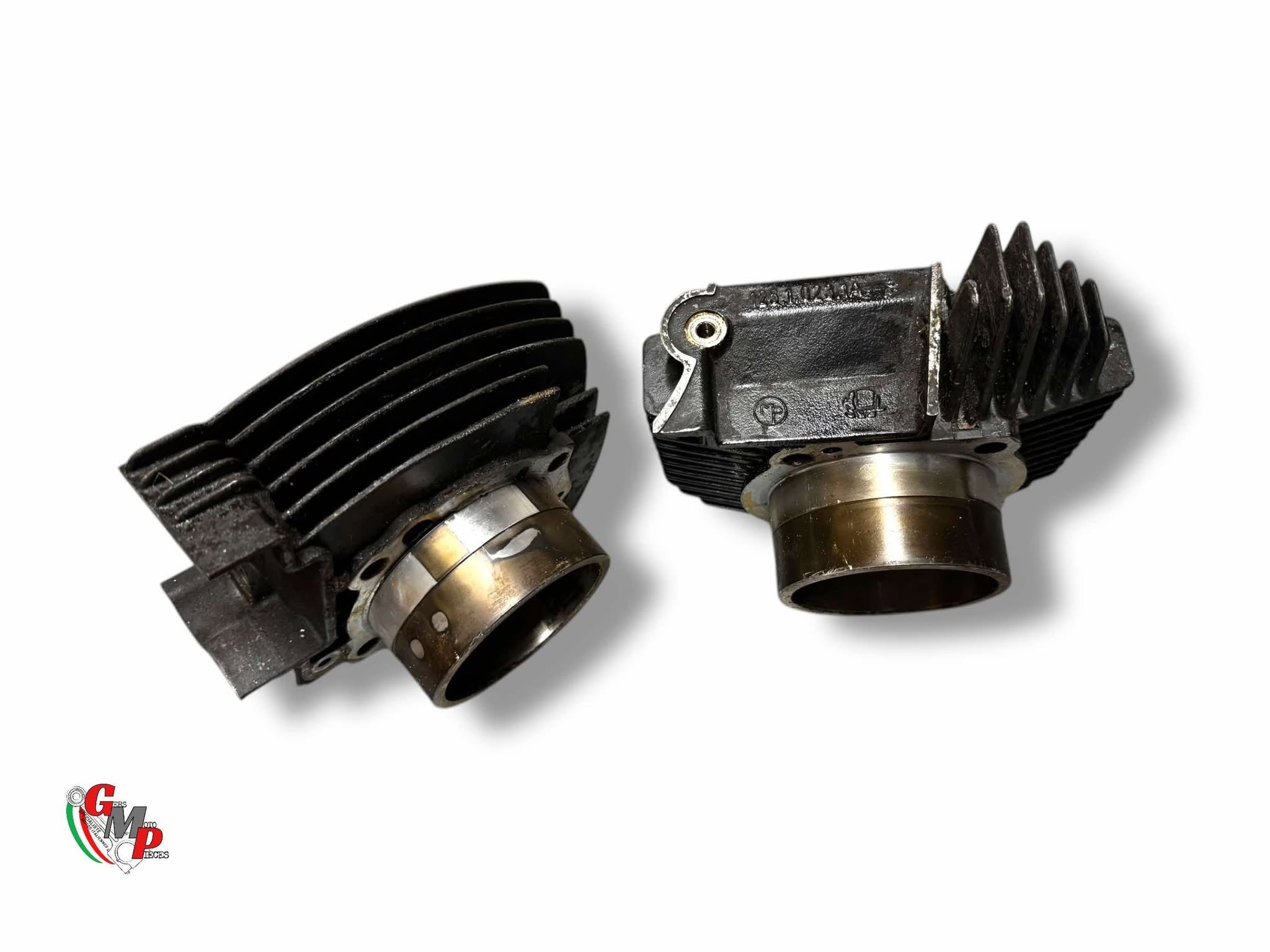 Pair of Cylinders - Ducati