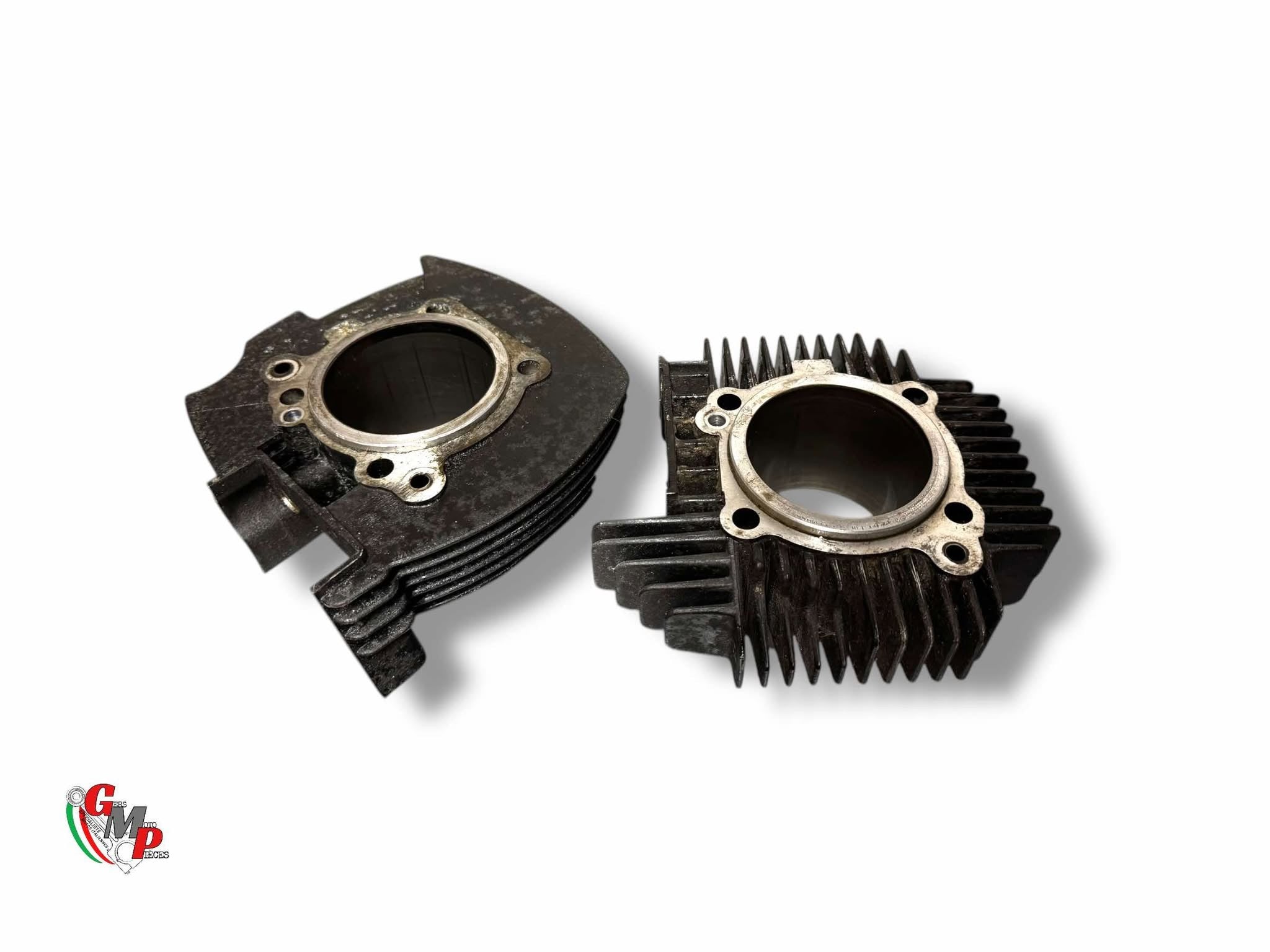 Pair of Cylinders - Ducati
