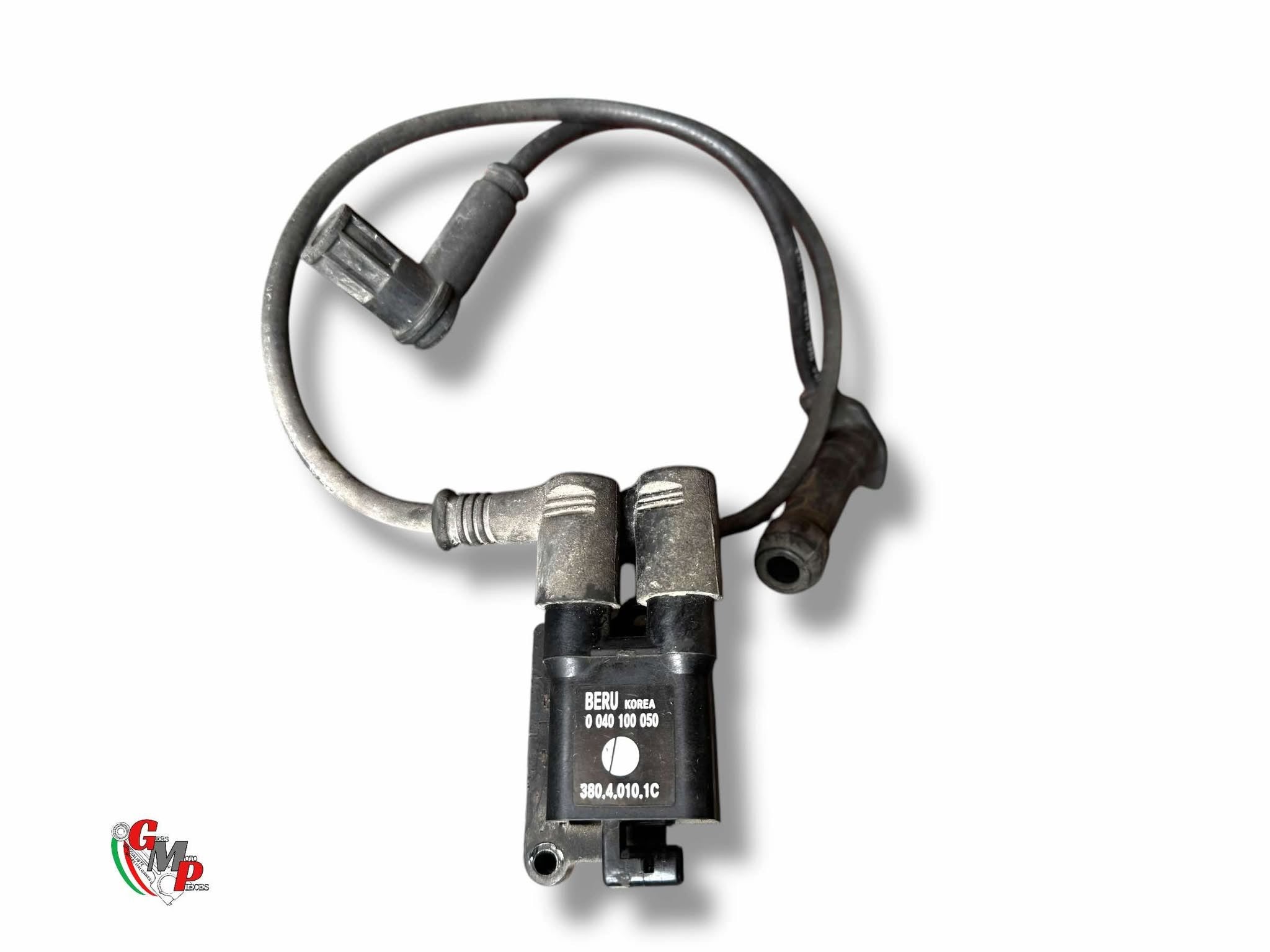 Ignition coil with short spark plug wires - Ducati
