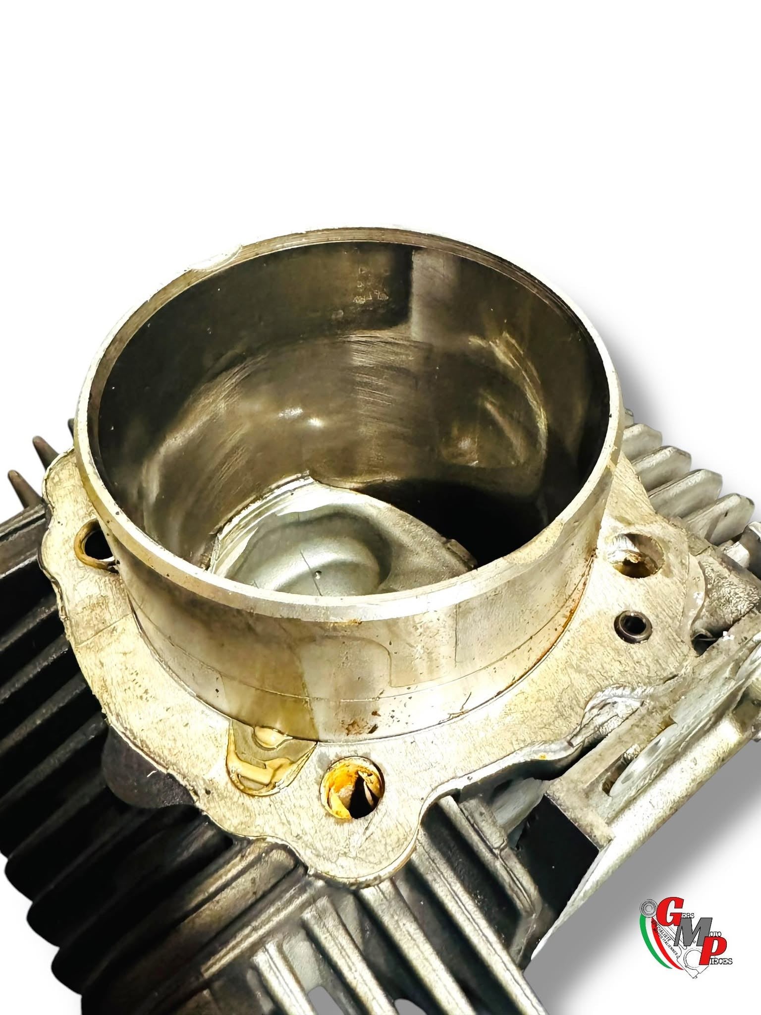 Horizontal Piston Cylinder - Ducati