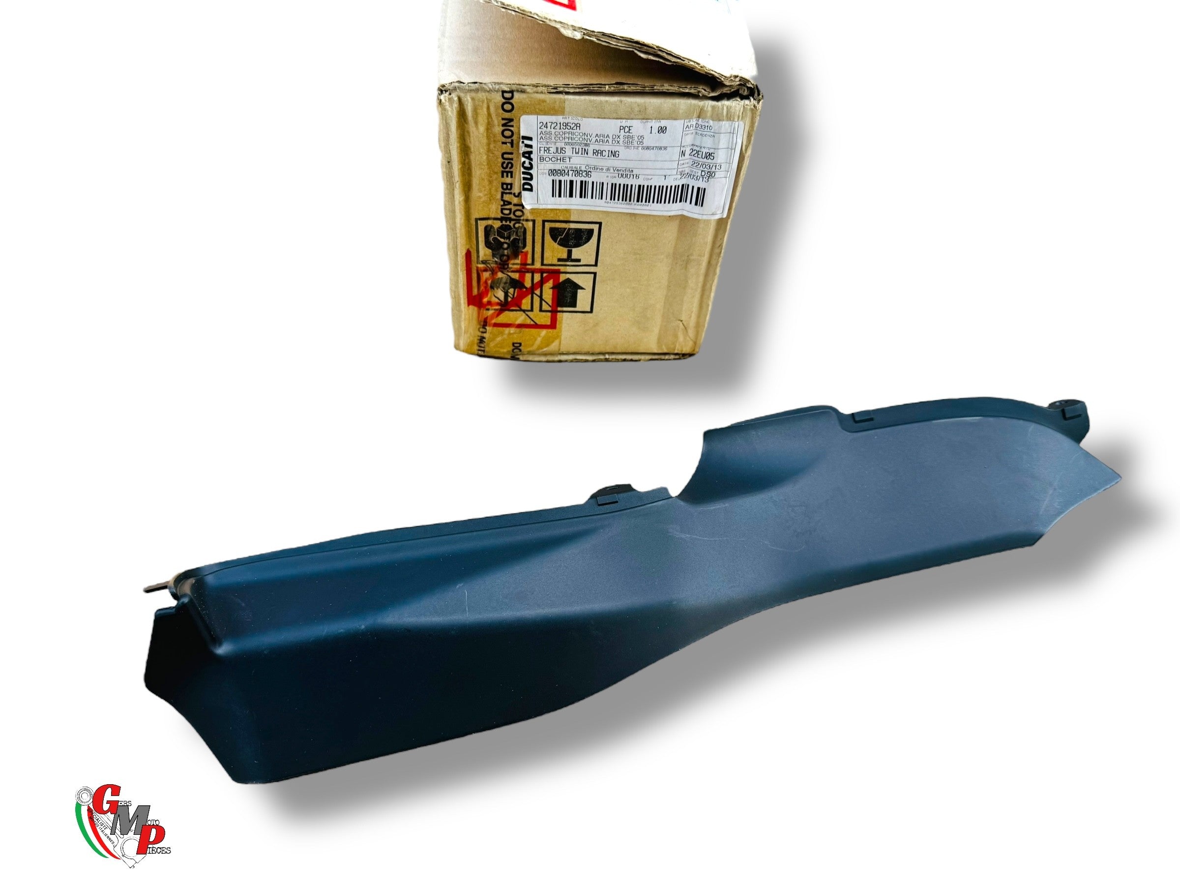 Right Air Intake Cover New - Ducati Superbike SBK 749 749 R 749 S 999 999 S cor finale