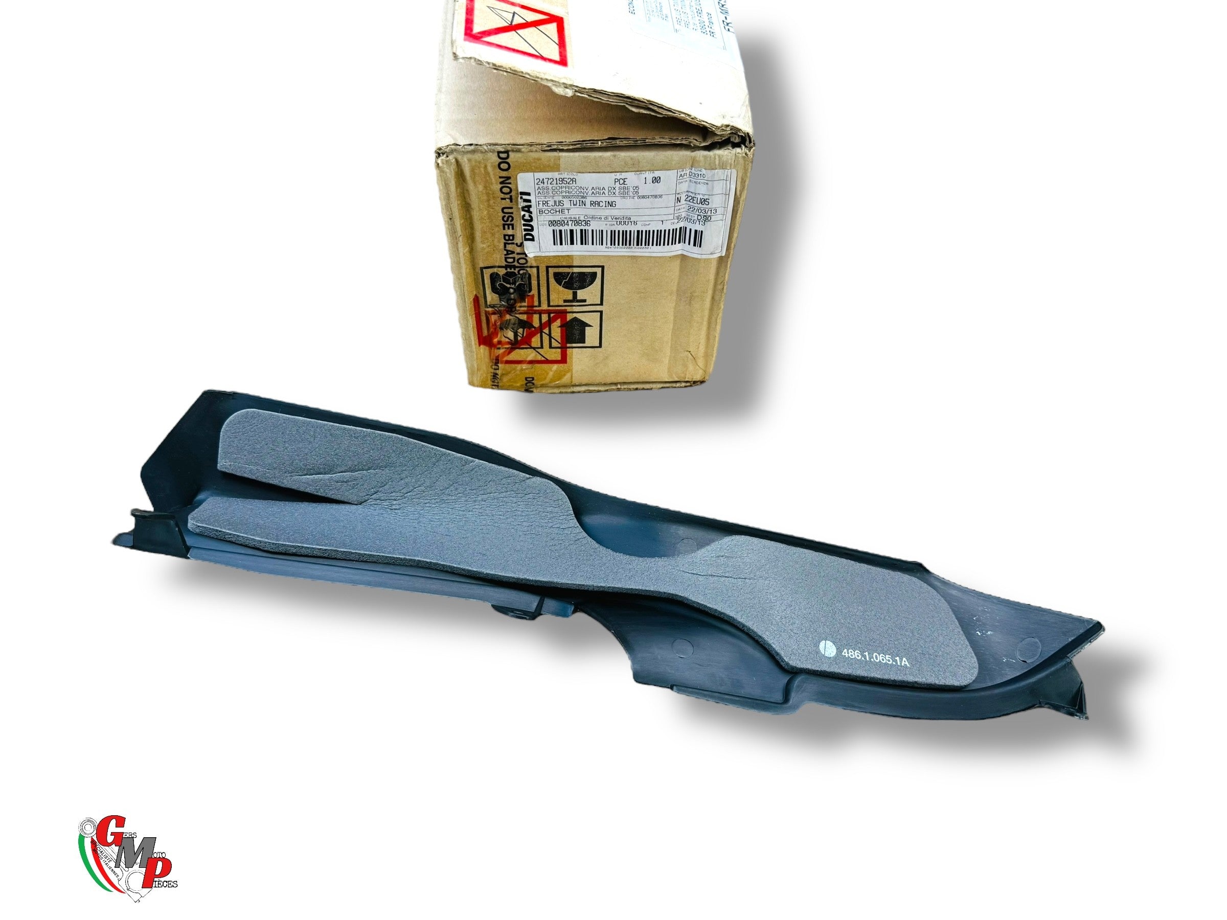 Right Air Intake Cover New - Ducati Superbike SBK 749 749 R 749 S 999 999 S cor finale