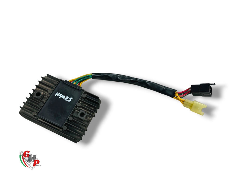 3-Wire Voltage Regulator - Ducati