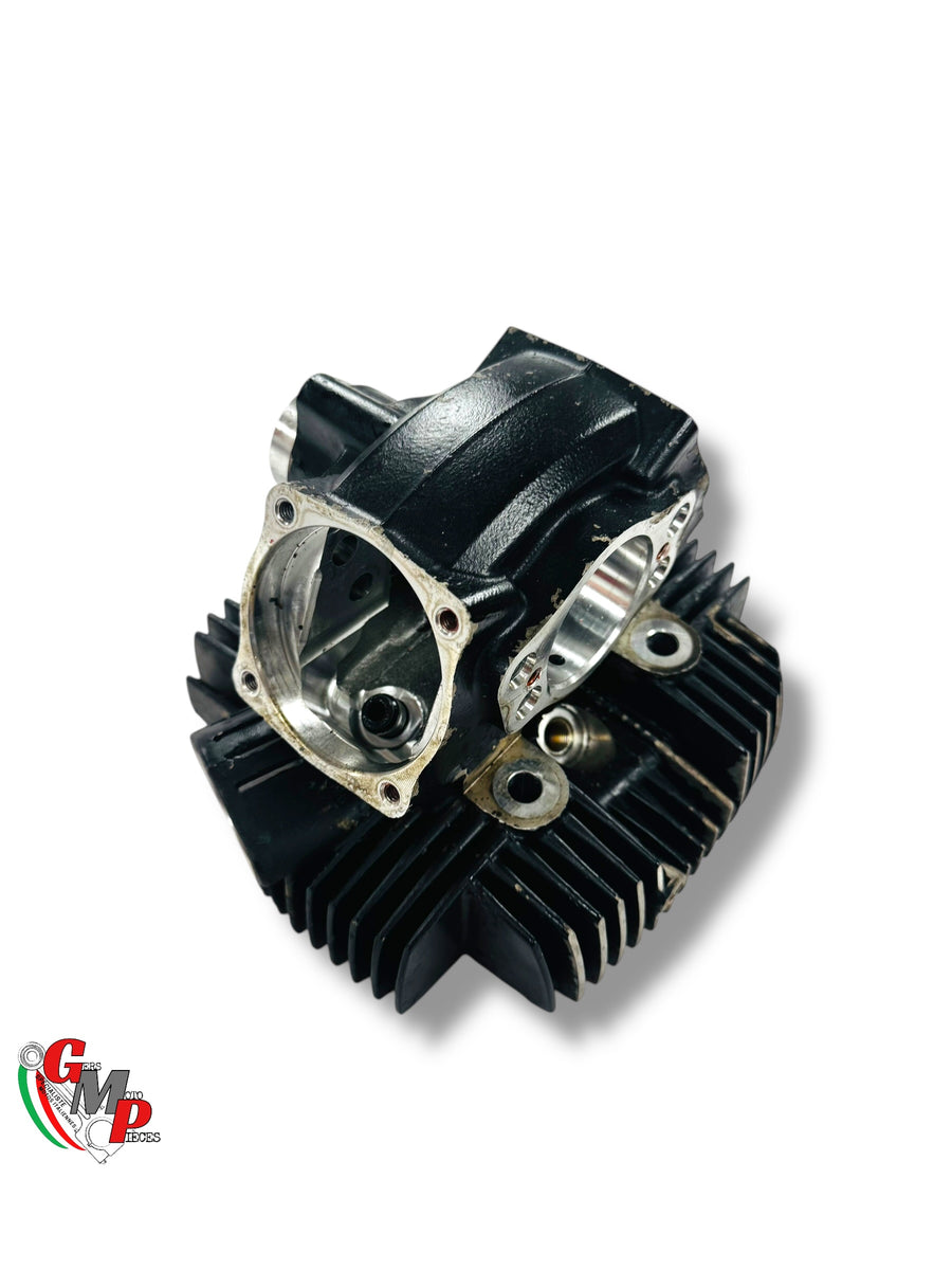 Horizontal Cylinder Head - Ducati