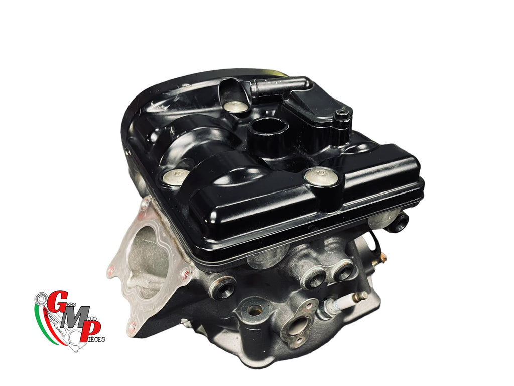 Complete vertical cylinder head