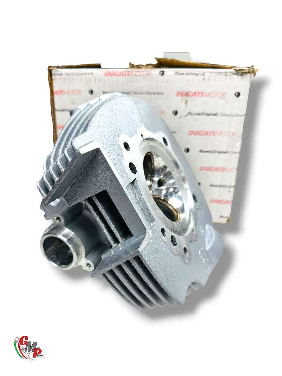 NEW Vertical Cylinder Head - Ducati