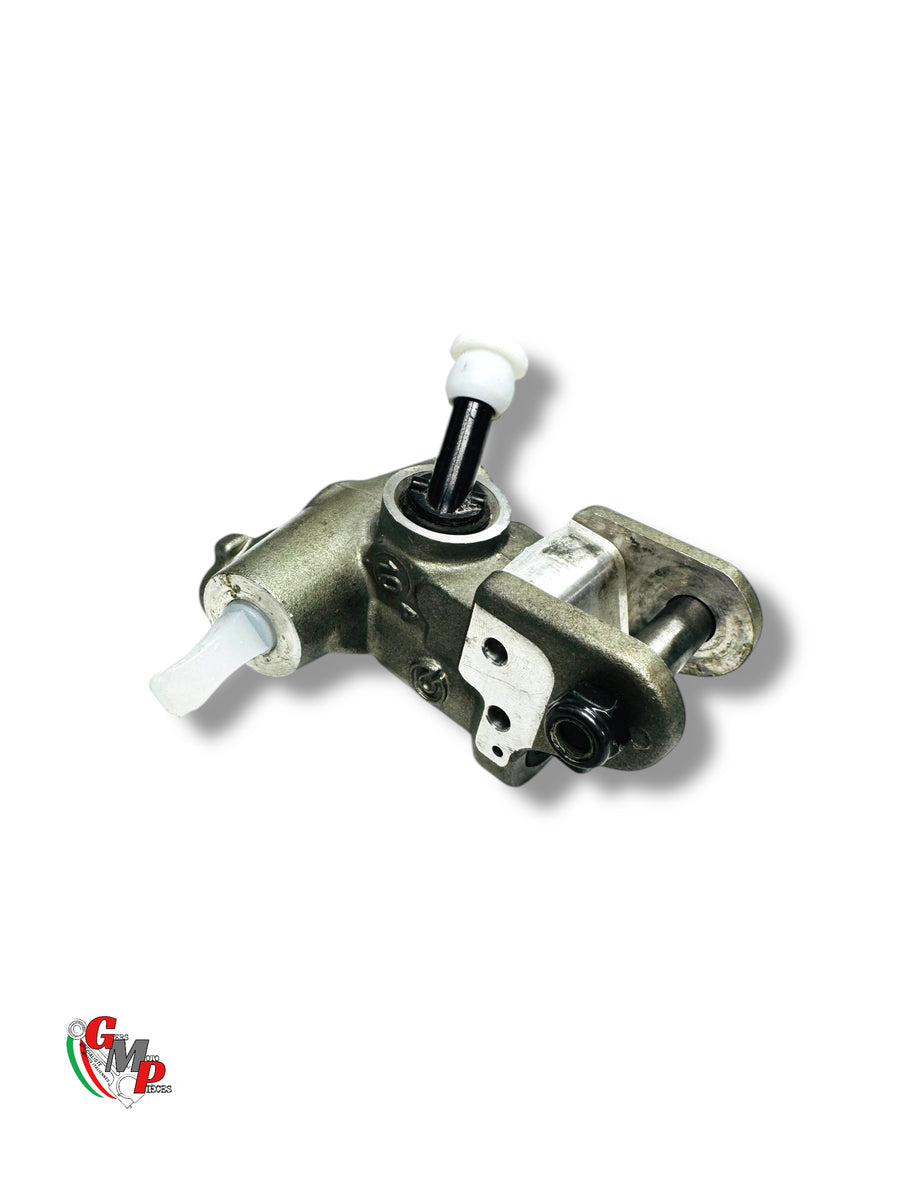 Clutch Master Cylinder Without Bleed Screw - Ducati