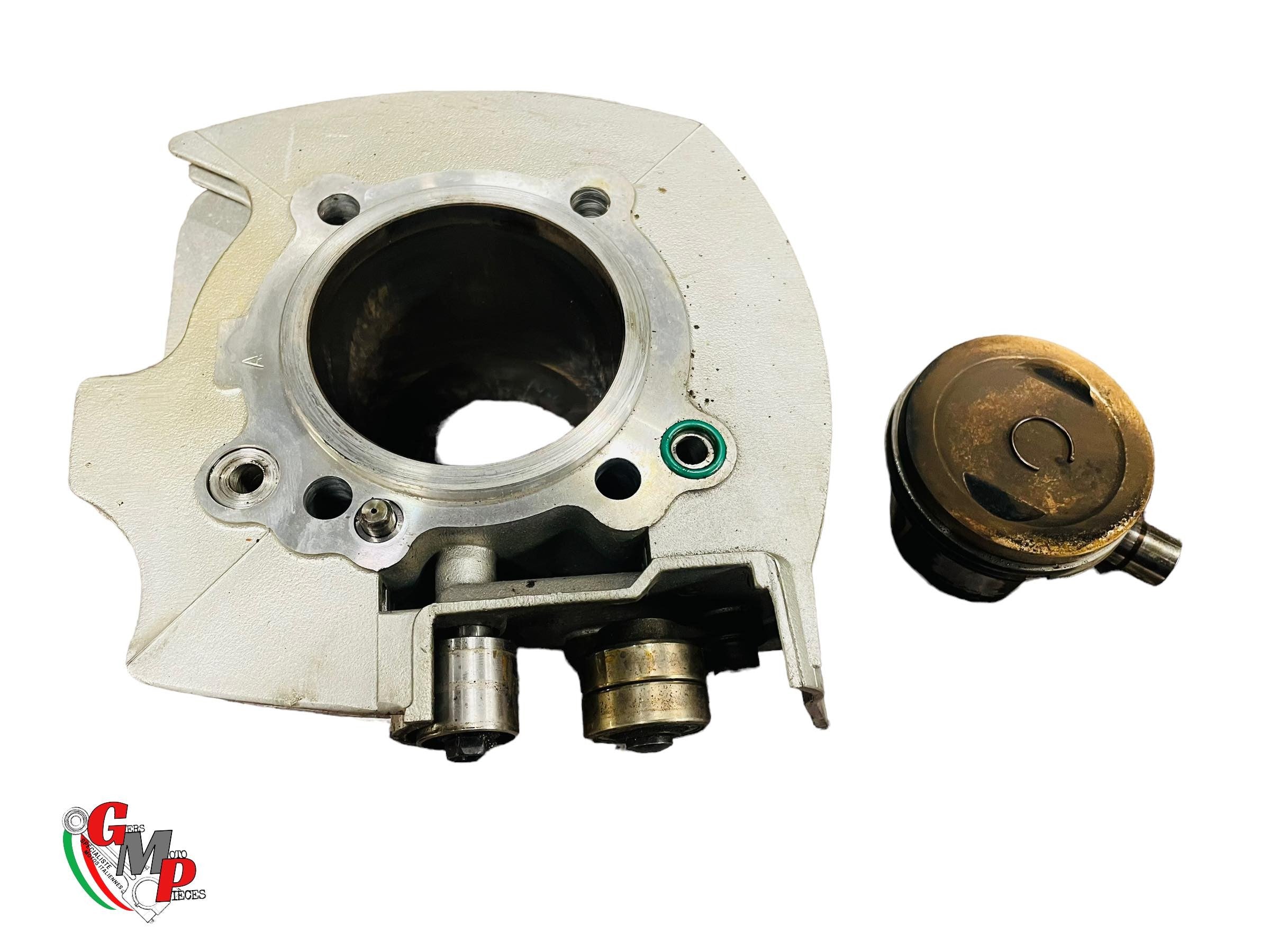 Vertical Cylinder Piston - Ducati