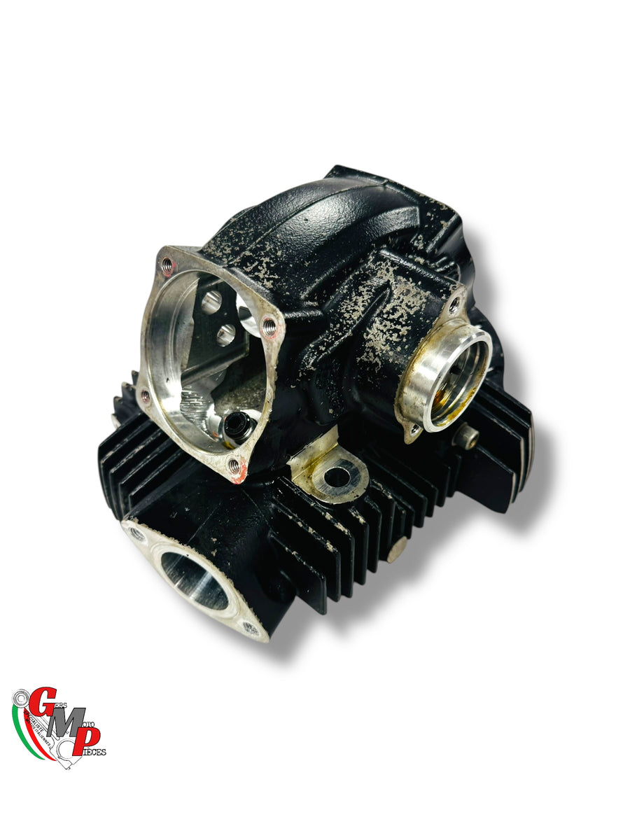 Horizontal Cylinder Head - Ducati