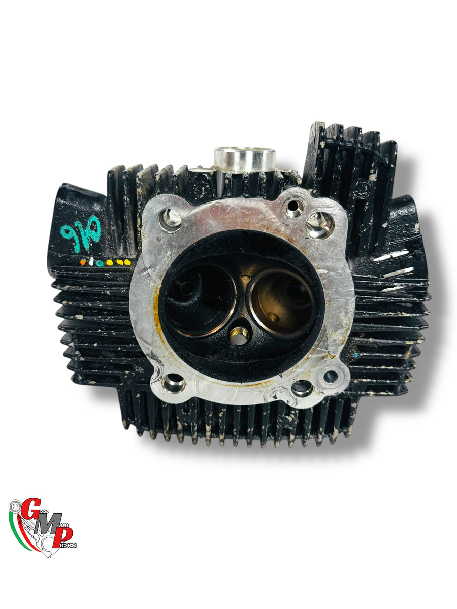 Horizontal Cylinder Head - Ducati
