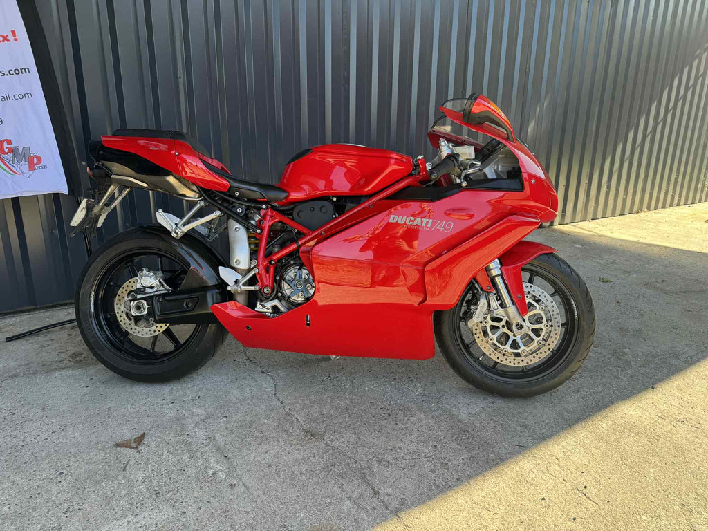 Ducati Superbike 749 2005