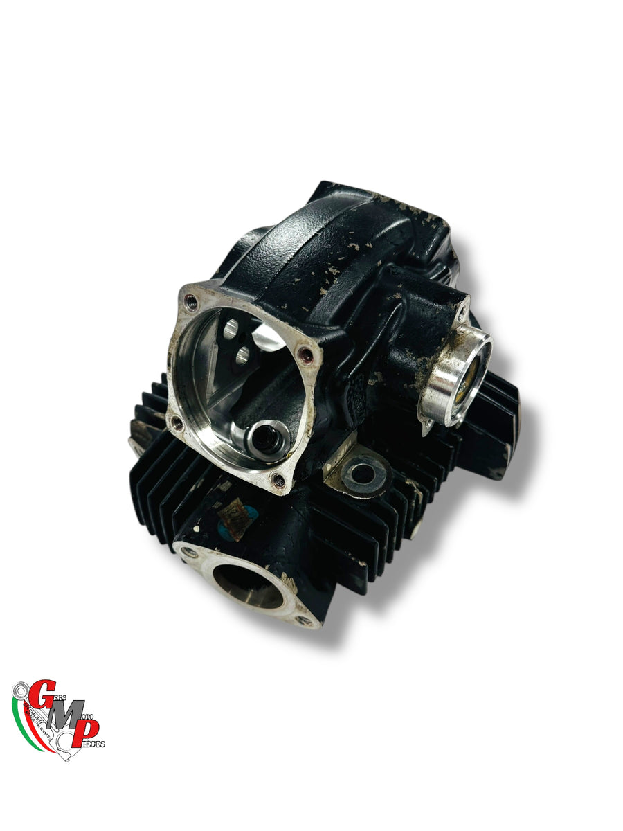 Horizontal Cylinder Head - Ducati