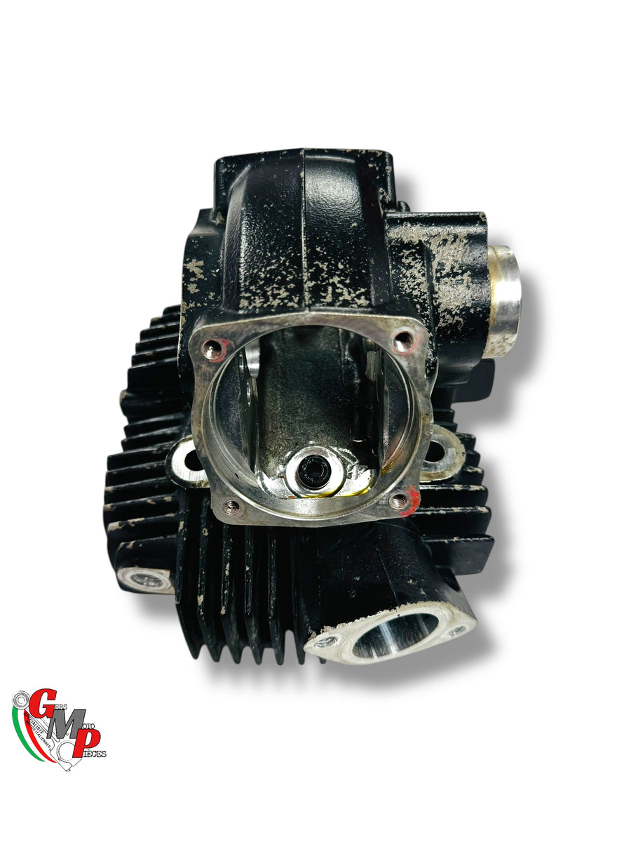 Horizontal Cylinder Head - Ducati