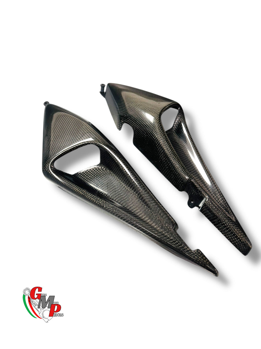 New carbon air intake - Ducati