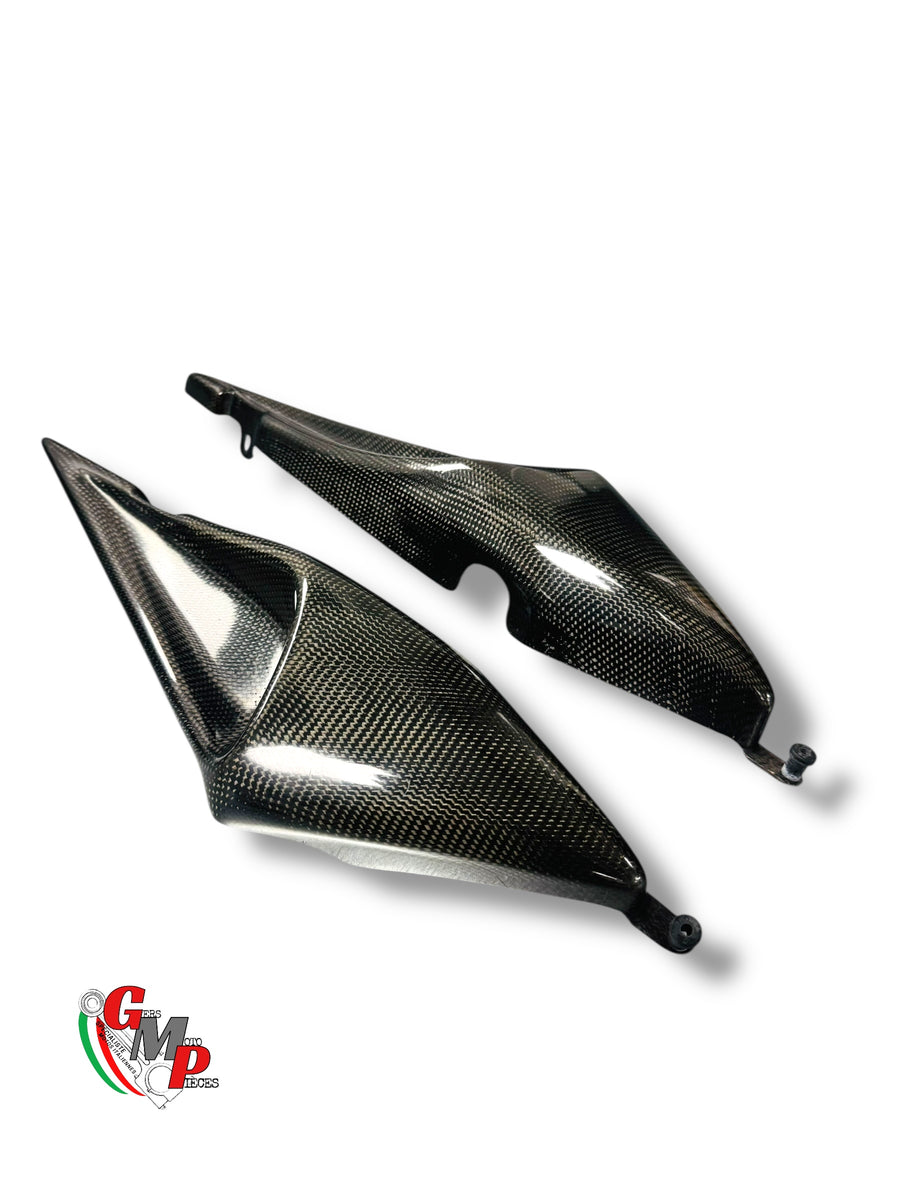 New carbon air intake - Ducati