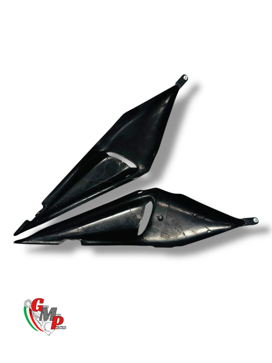New carbon air intake - Ducati