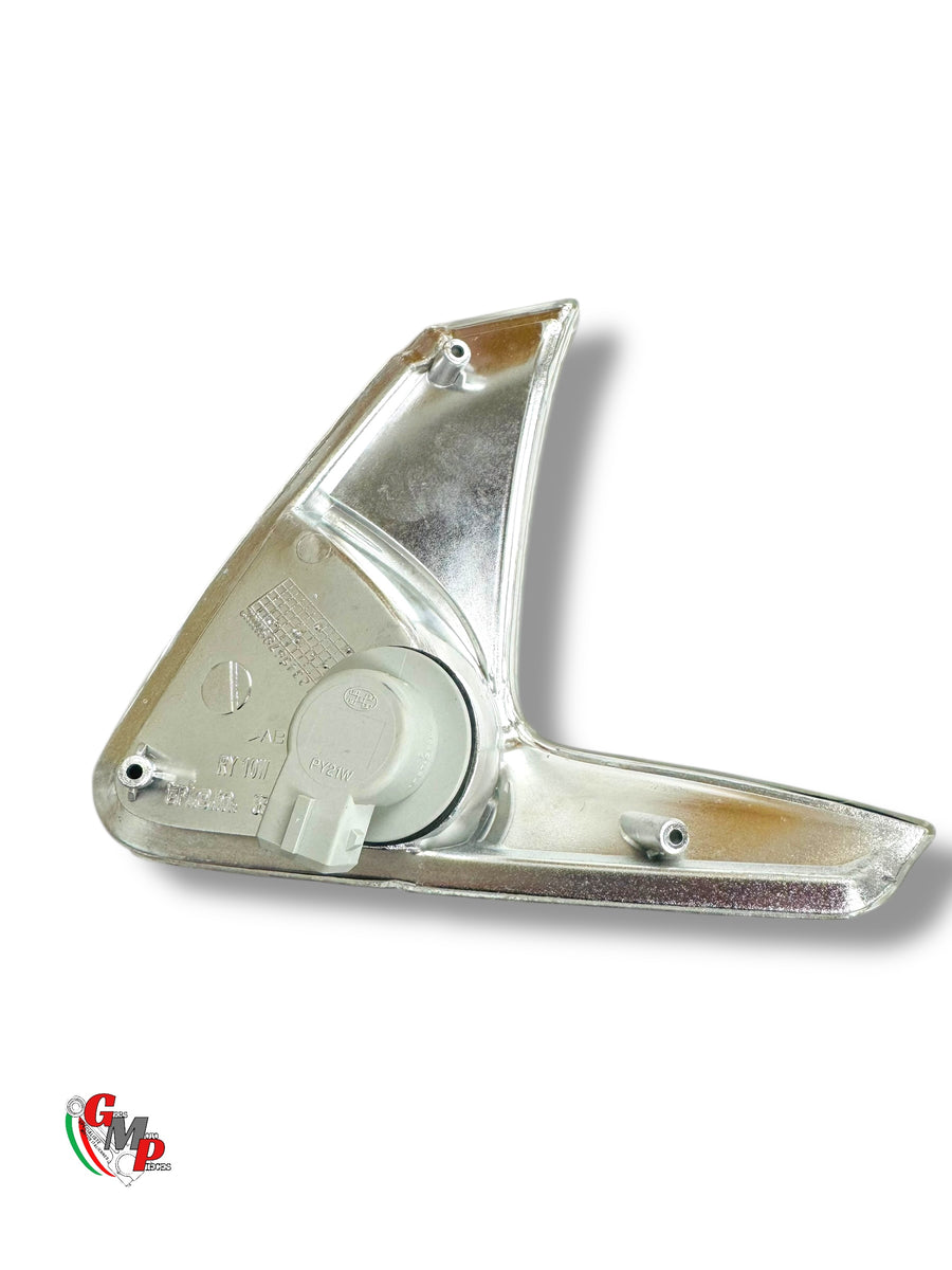New right front turn signal - Ducati