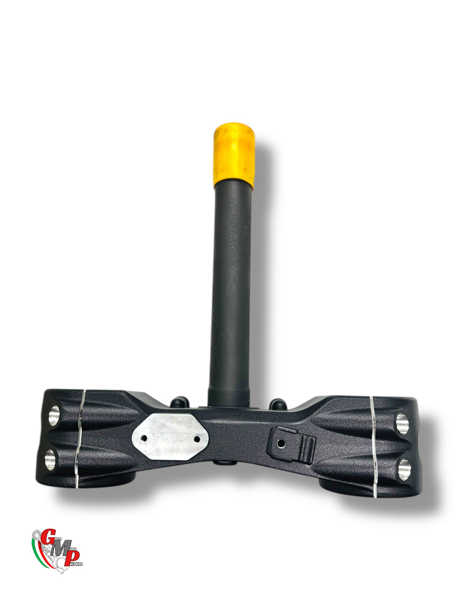 NEW lower triple clamp - Ducati