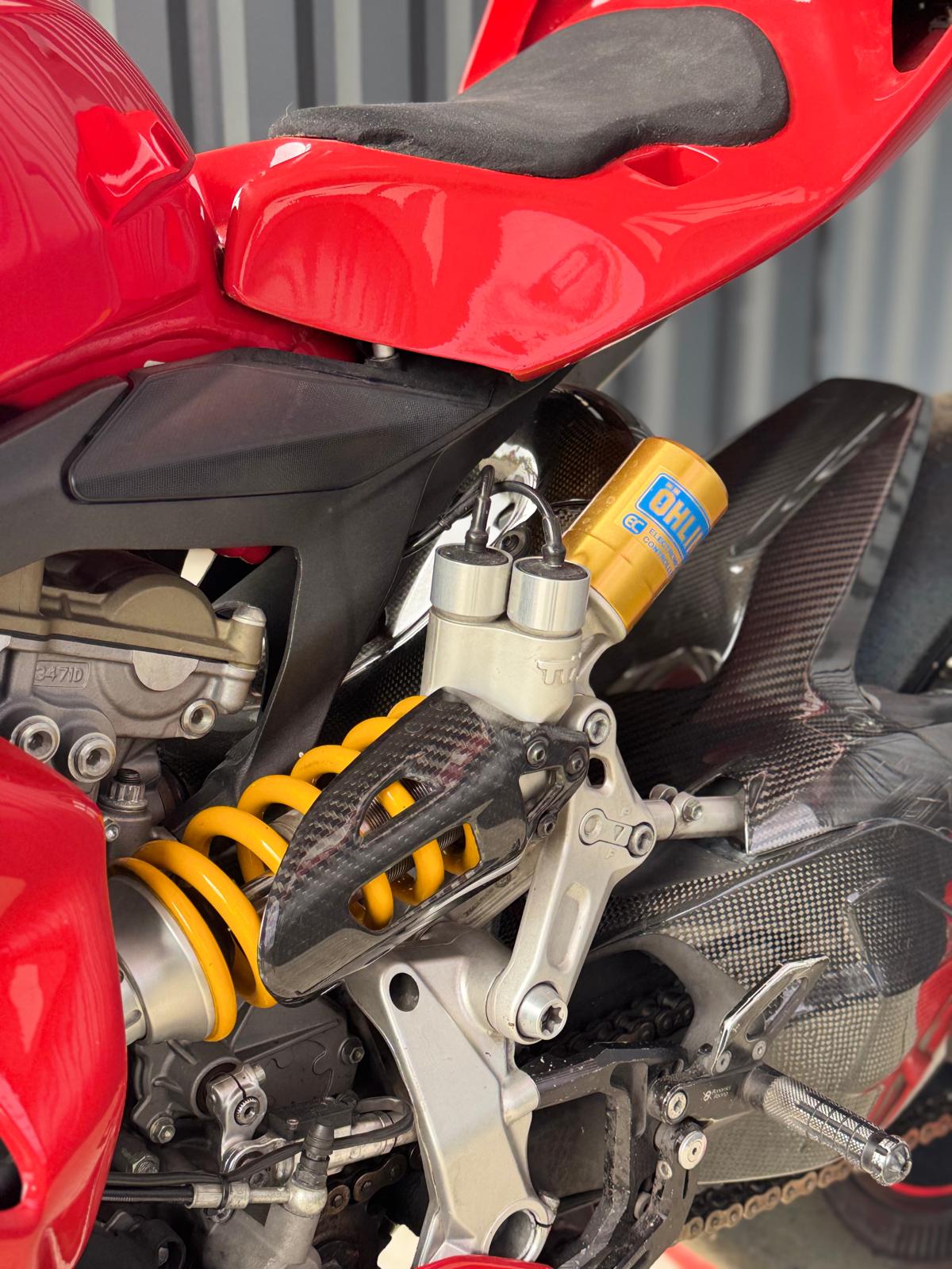 Ducati Panigale 1199s 2012 piste