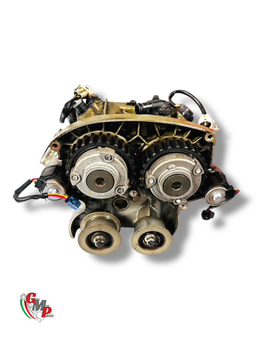 Complete horizontal cylinder head - Ducati