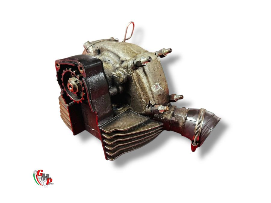 Vertical complete cylinder head - Ducati