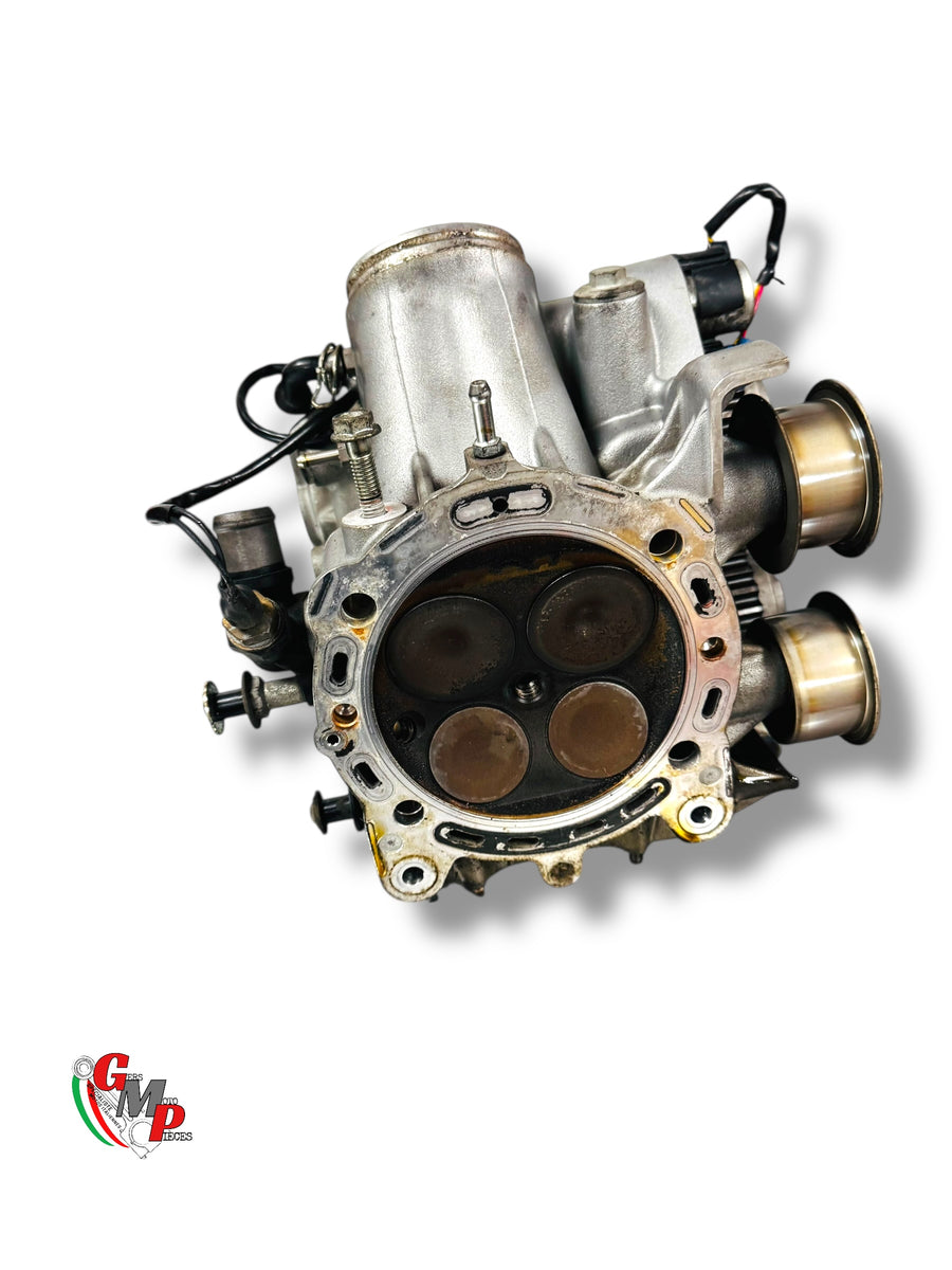 Complete horizontal cylinder head - Ducati