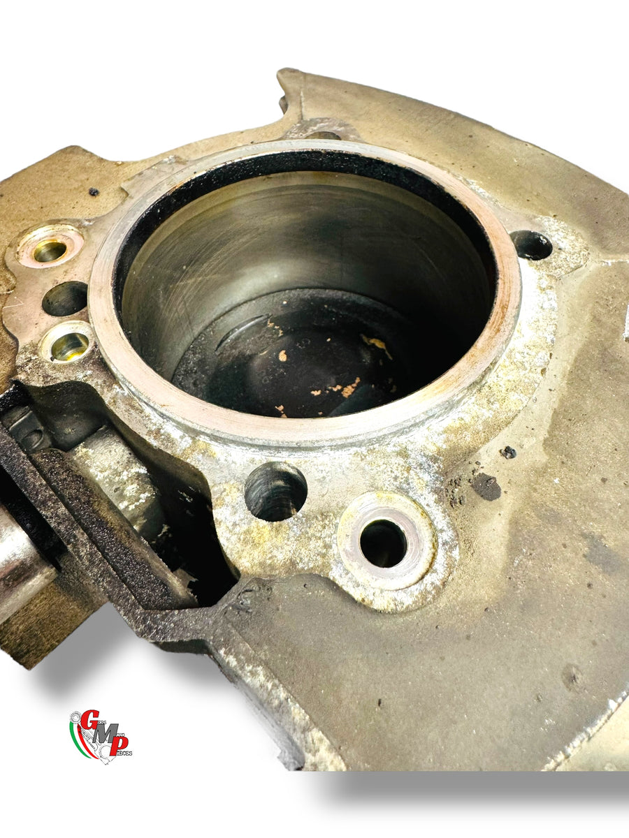 Vertical piston cylinder - Ducati