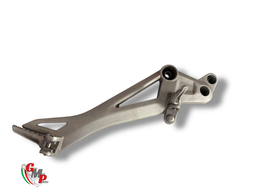 Right footrest plate - Ducati