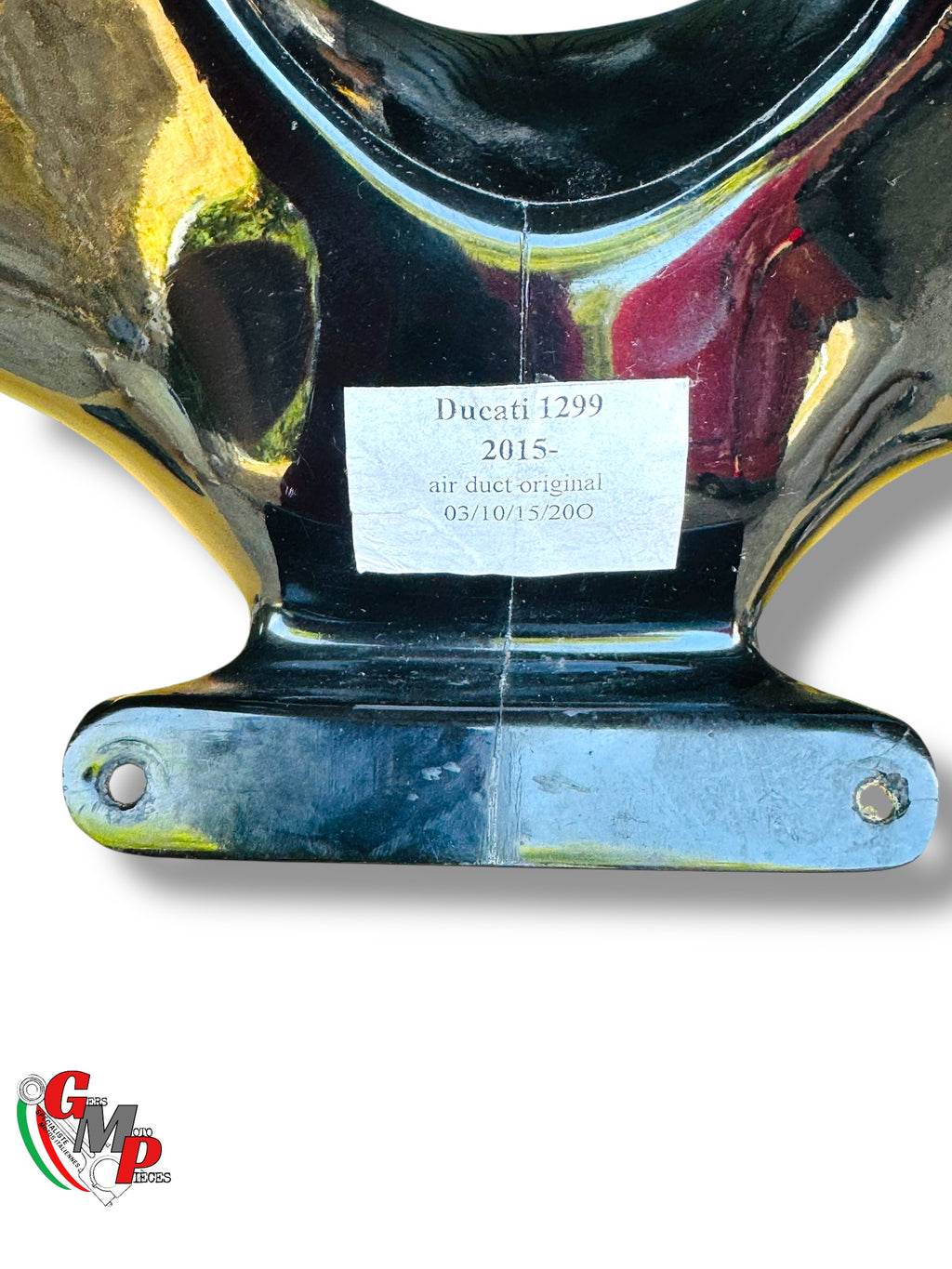Entrée d'air forcé en poly - Ducati