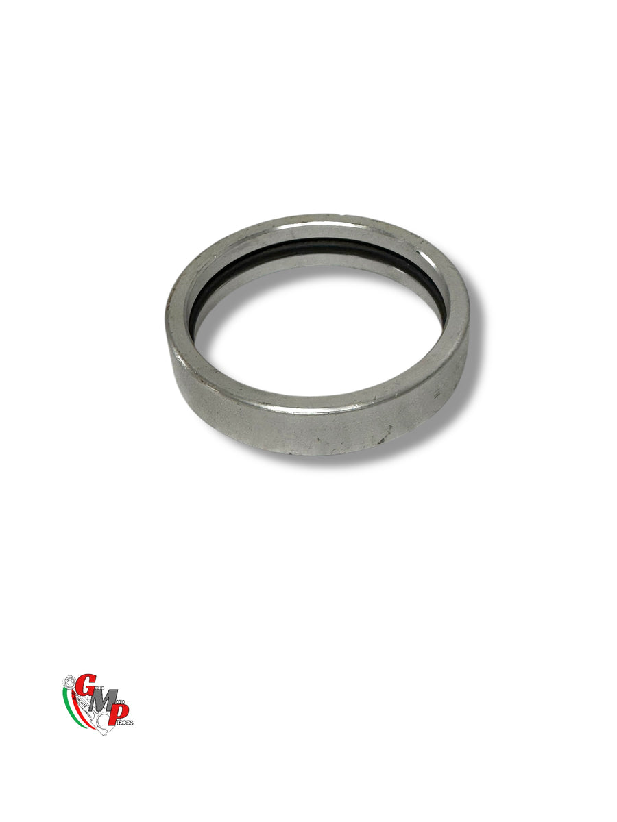 Pair of 1cm spacers under the 50mm half handlebars - Ducati